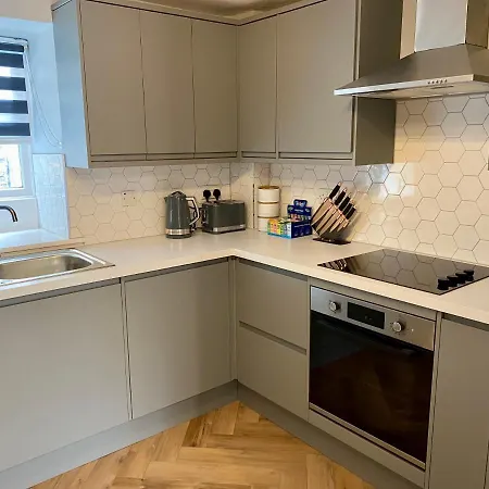 Luxury Riverside Centre Apartment York