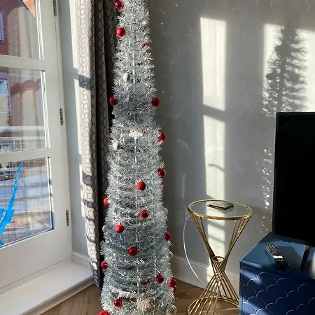 Luxury Riverside Centre York