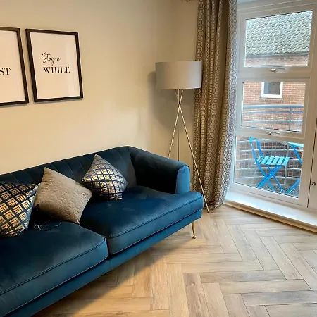 Luxury Riverside Centre York